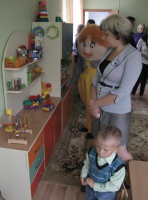 Виталий Артёмов преподнёс подарок детскому саду в Недостоево